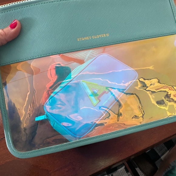 Stoney clover lane iridescent flat pouch - Picture 5 of 16